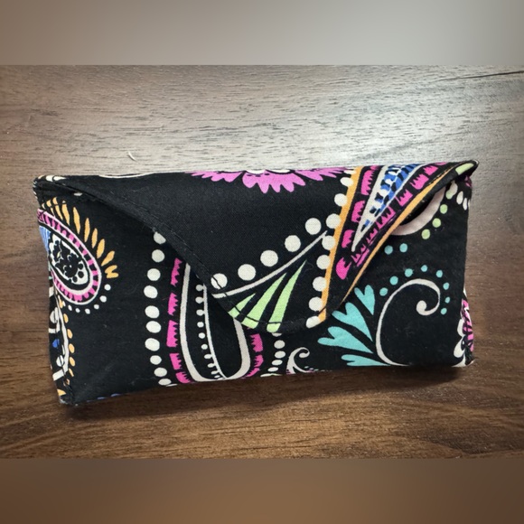 Vera Bradley Eyeglasses Case - Picture 1 of 2